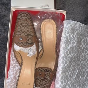 COACH STACKED HEELS SHOES